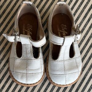 Elefante White Leather T-Strap little girl  Dress Shoes with Buckle